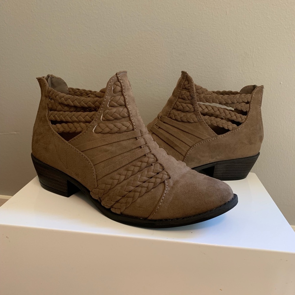 Adorable brown ankle booties